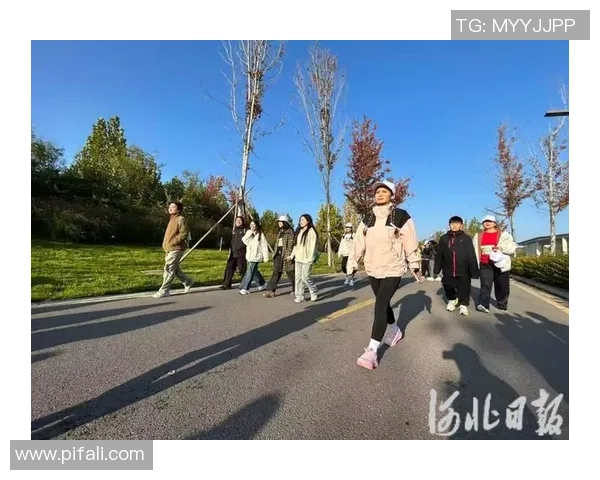 三万人畅行绿道绘生机长卷 2025石家庄环城绿道步行大会举行