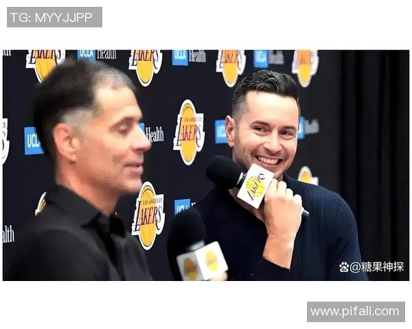 巴斯兄弟被辞退后炮轰湖人!不满被当成敌人 与珍妮佩林卡五个月没说话 巴斯兄弟被辞退后炮轰湖人!不满被当成敌人 与珍妮佩林卡五个月没说话